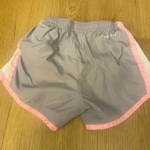 NIKE, girl shorts